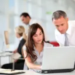 Những bài tập giãn cơ đơn giản ngay tại bàn làm việc